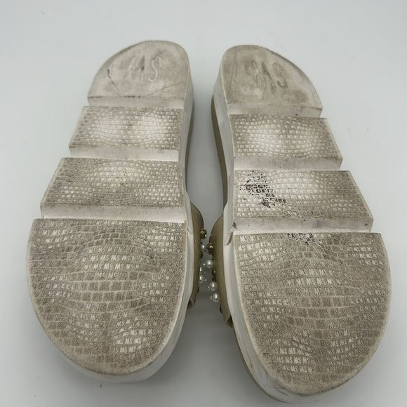 Stuart Weitzman 10m white studded slides - Picture 7 of 11